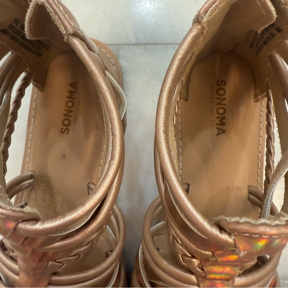 Girls Sonoma Iridescent Gold Gladiator Sandals - Picture 5 of 11